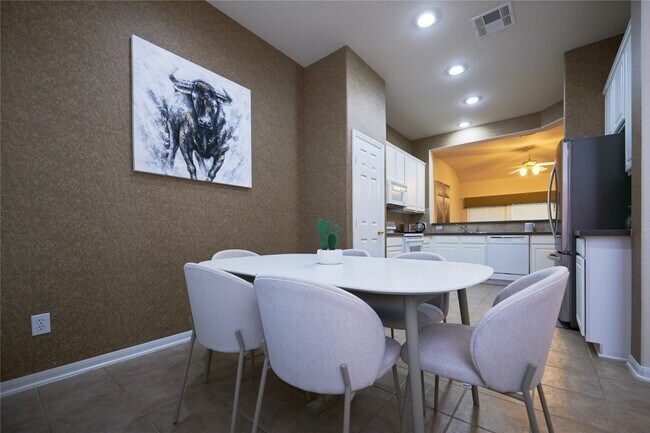Photo - 22 W Greenhill Terrace Pl