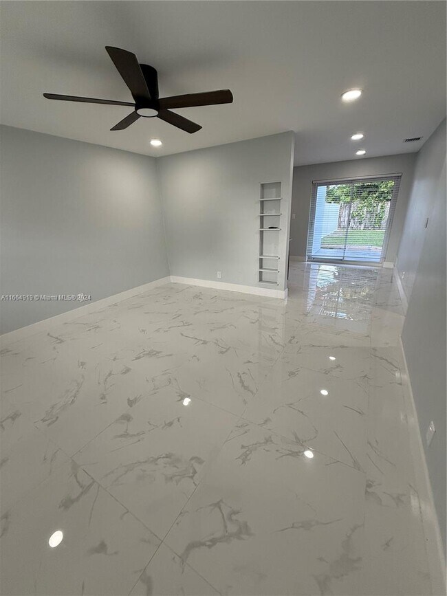 Photo - 2031 SW 63rd Ave