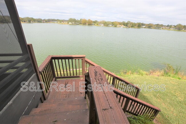 Photo - 1920 E Edgewood Dr Unit (S4)