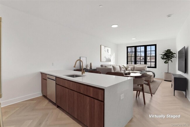 Photo - 100 E Putnam Ave Unit 210