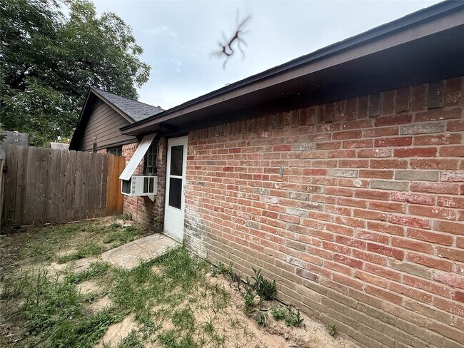 Photo - 23515 Briarcreek Blvd Unit A