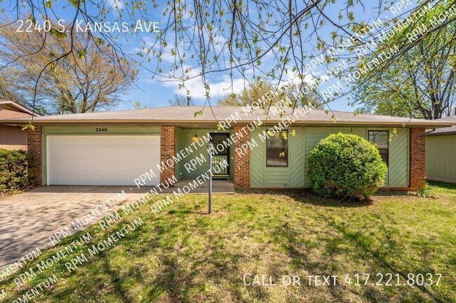 Building Photo - 2240 S Kansas Ave