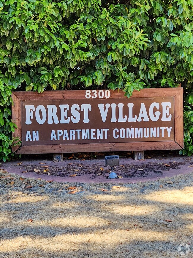 Building Photo - Forest Village Rental