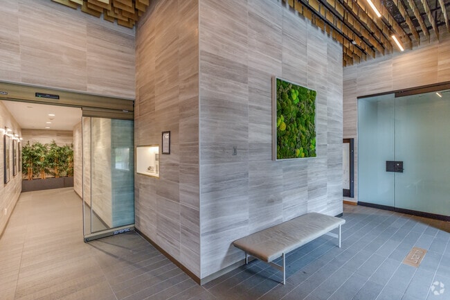 Photo - Zephyr Apartments