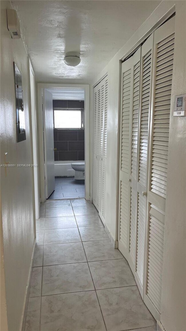 Photo - 1855 NE 121st St Unit 2