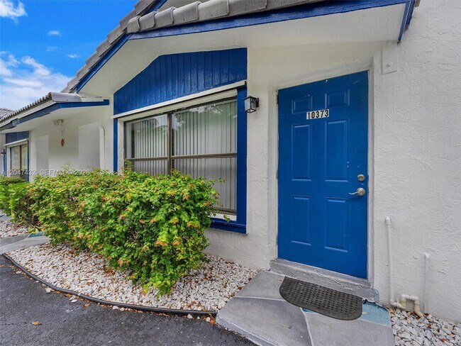 10373 NW 35th St Unit 10373