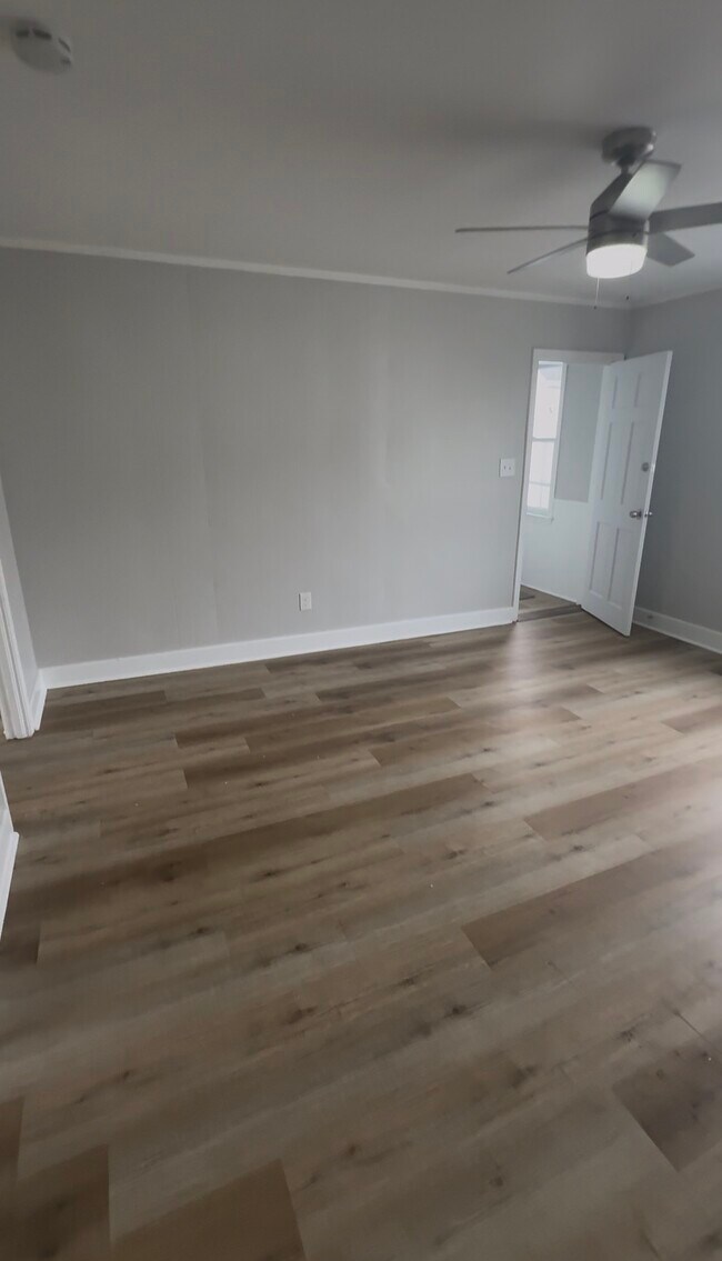 Photo - 135 Snell St Unit 2 E