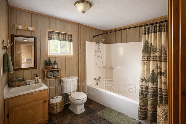 Photo - 7435 Cycle Ln