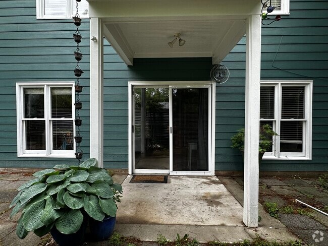 Building Photo - 108 Lisa Dr Rental