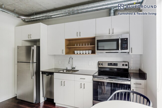 Photo - 624 Yale Ave N Unidad FL3-ID808