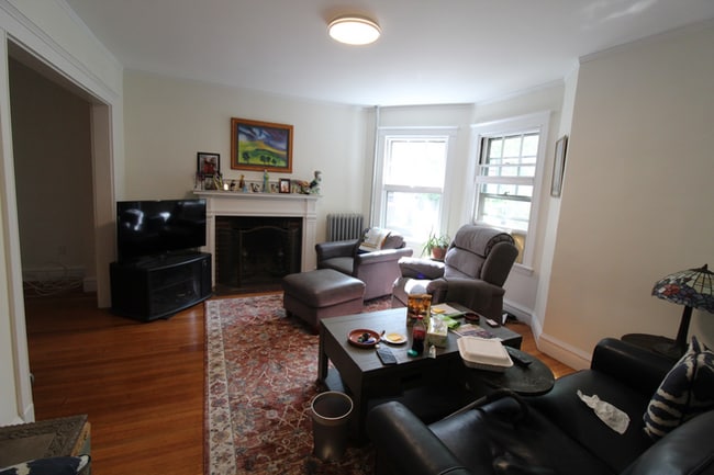 Building Photo - 4.0 bedroom in Cambridge Massachusetts 02138 Unit U18 Rental