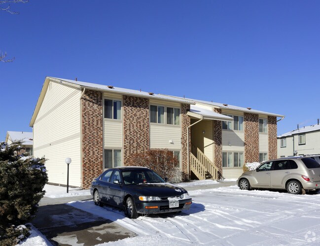Castle Rock Apartments - Castle Rock Apartments