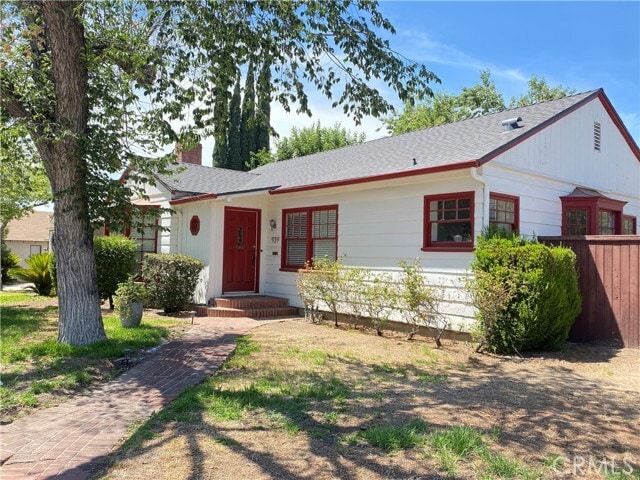 Building Photo - 939 E Colton Ave
