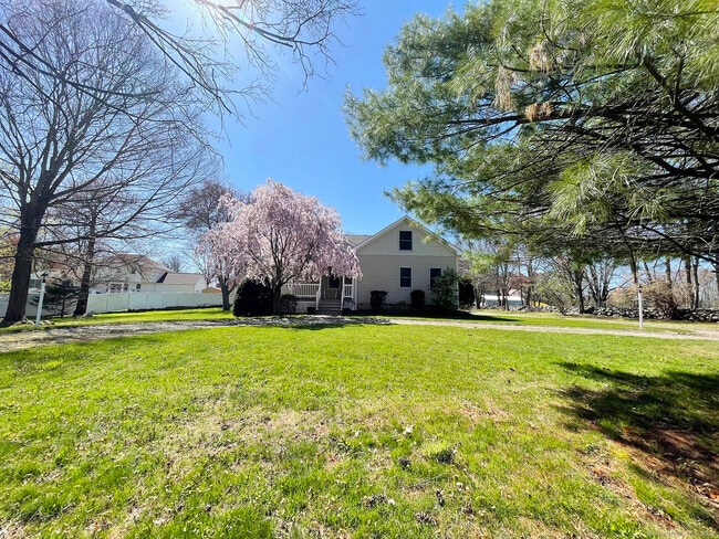 Photo - 290 Walnut Tree Hill Rd House