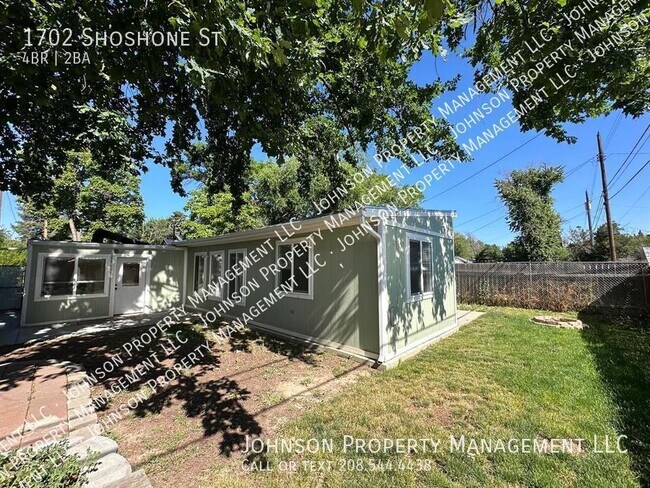 Photo - 1702 Shoshone St