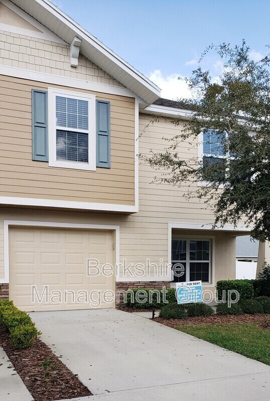 Building Photo - 1012 Dossey Oaks Ln