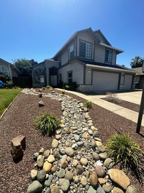 Photo - 1217 Zinfandel Dr House