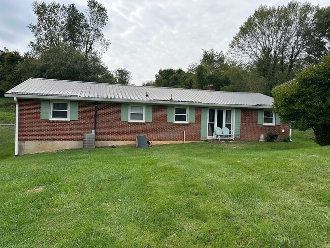 Photo - ONE LEVEL BRICK RANCHER WITH EXTRA LARGE LOT
