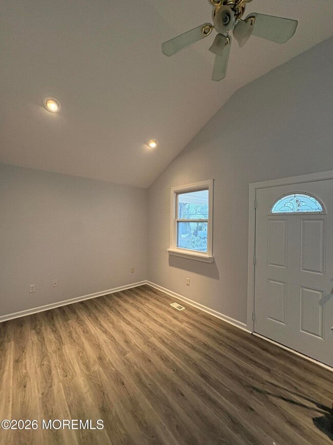 Photo - 211 Anthony Ave