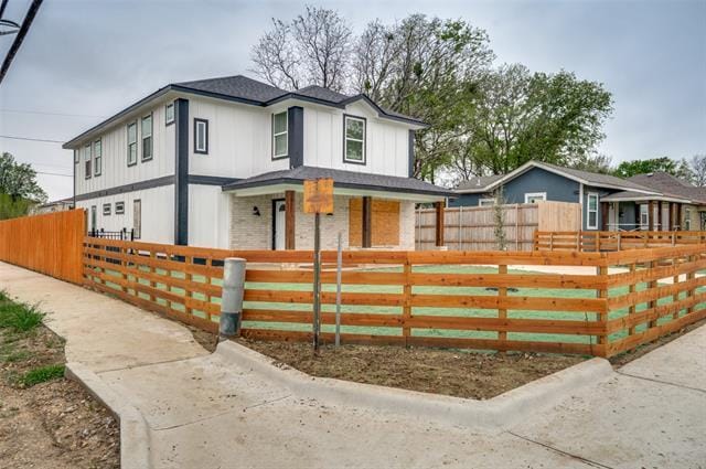 Building Photo - 1632 E Arlington Ave Rental