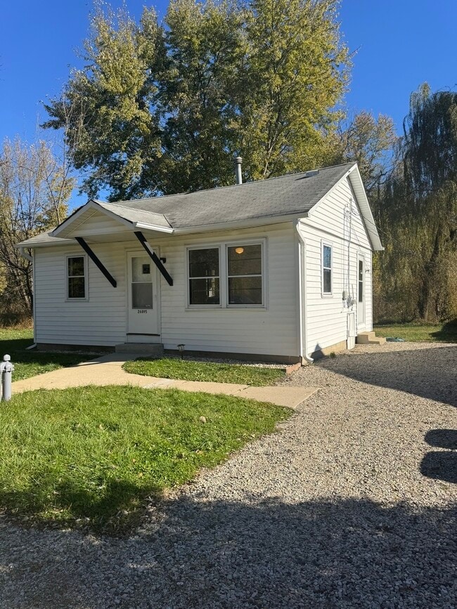 Photo - 26895 Bernice St