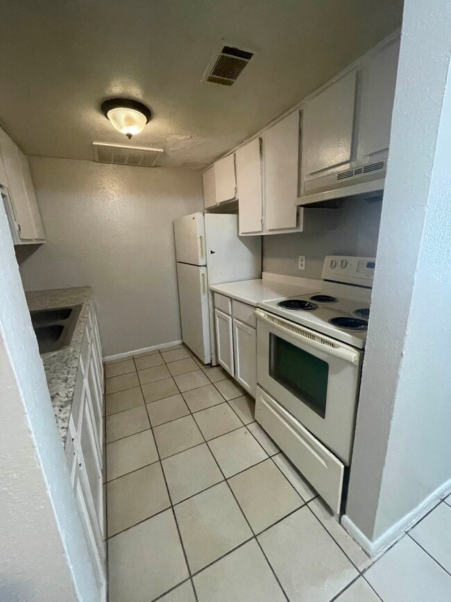Photo - Phoenix Apartments