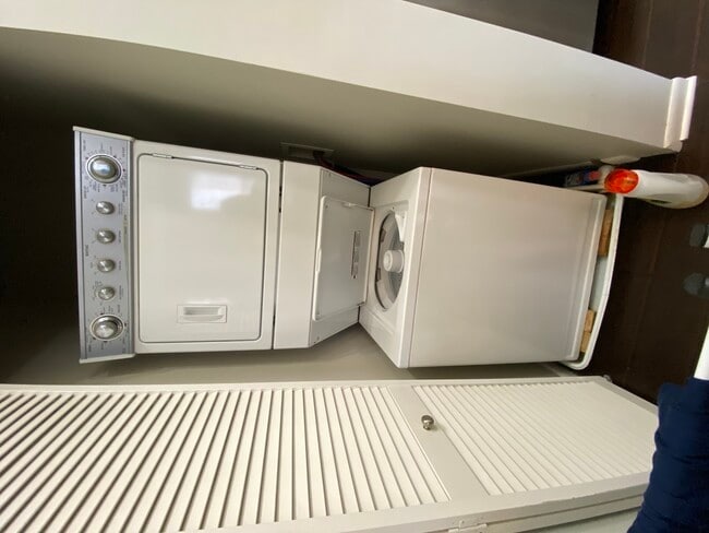 Photo - 1657 N Halsted St Unidad 1R