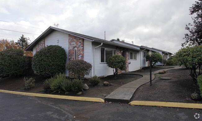 Pleasant Square Apartments