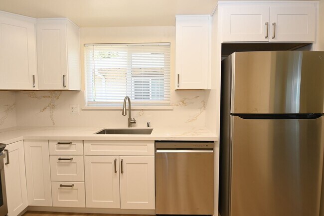 Photo - 460 Richfield Drive Unidad #1