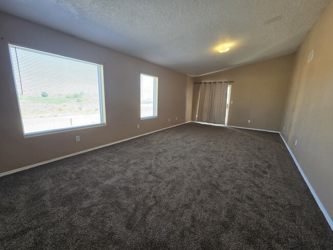 Photo - 3984 Rancher Loop NE House