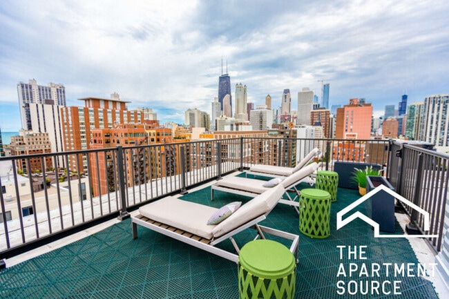 Photo - 1300 N Dearborn St