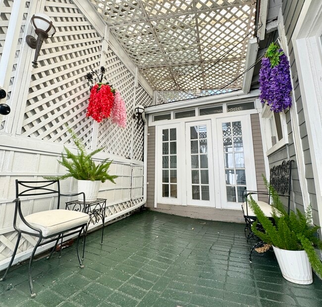 Building Photo - 8956 1/2 Norma Pl