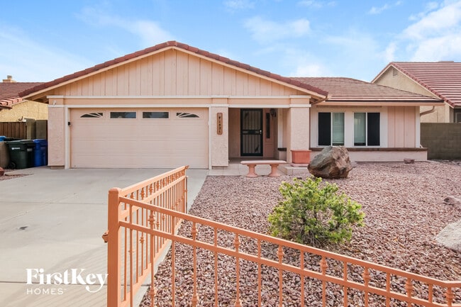 Photo - 1821 E Hearn Rd