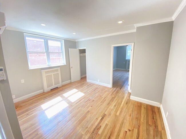 Photo - 1229 W Porter St Unit 1