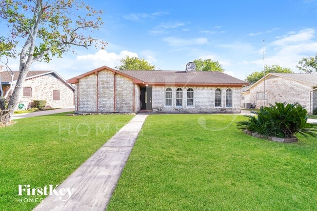 Building Photo - 9822 Hughes Ranch Rd