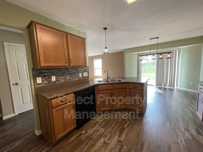 Photo - 12927 Cocoplum Ct