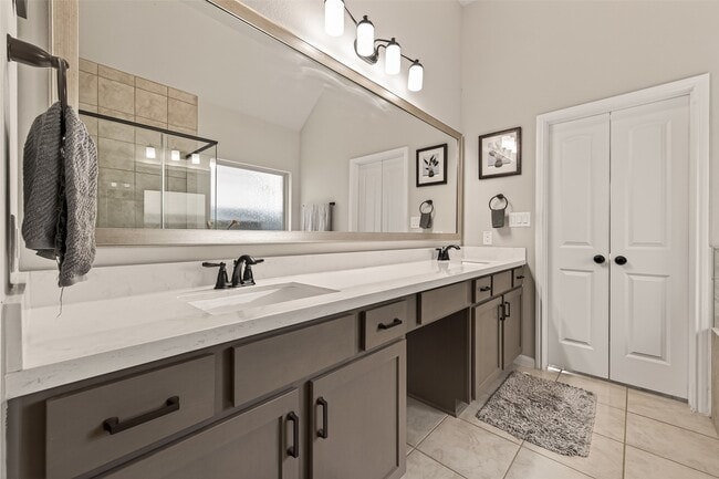 Building Photo - 24015 Purple Clover Ln