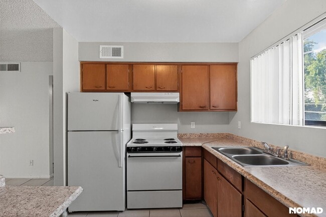 Photo - 6502 N 17th Ave