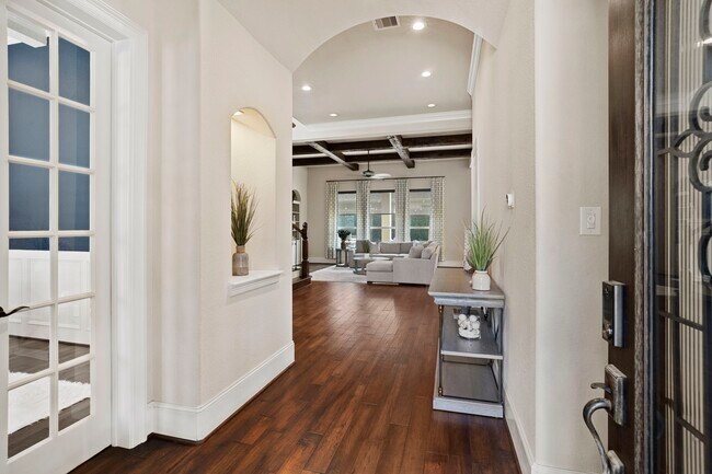 Photo - 622 Pink Azalea Trail