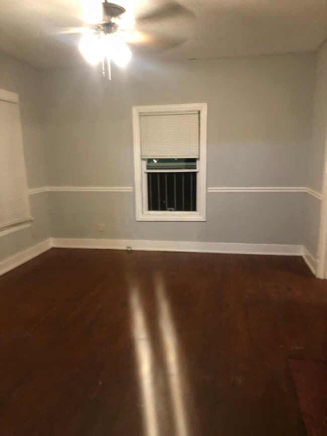 Photo - 450 Bryan Ave