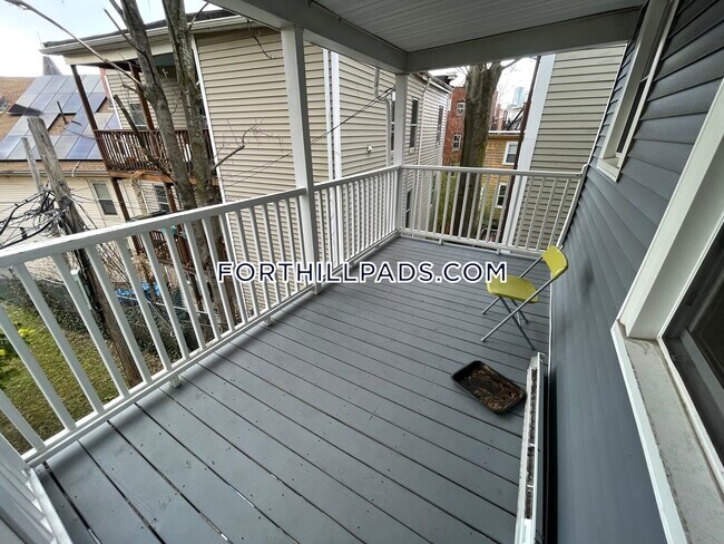 Photo - 21 Highland St Unidad A