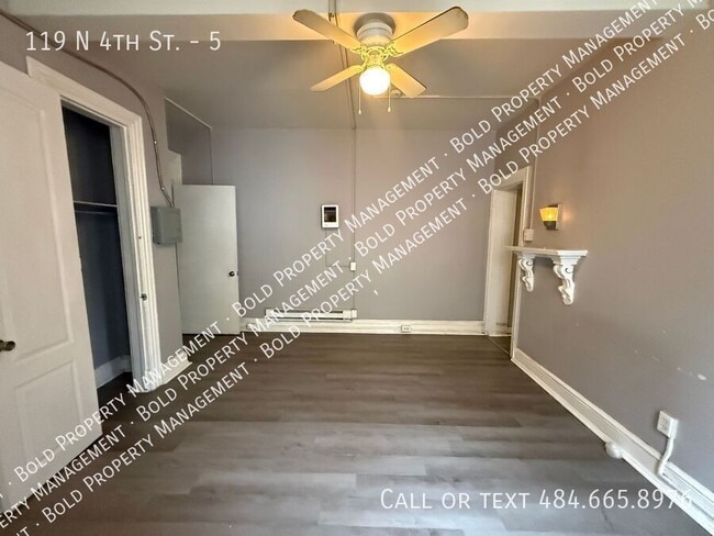 Photo - 119 N 4th St Unit 5