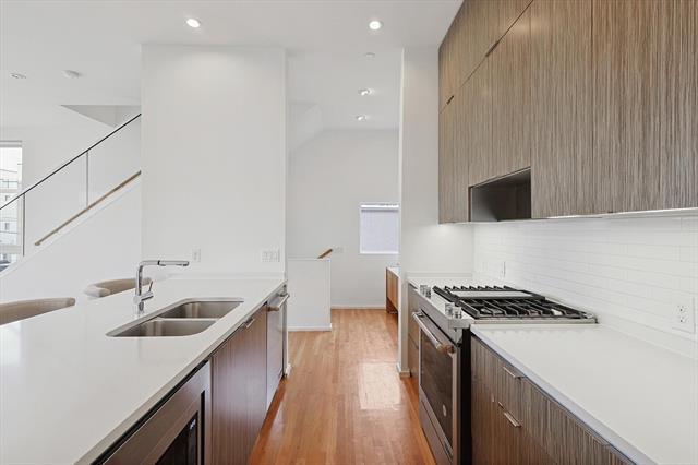 Photo - 2706 Throckmorton St Condo Unit D