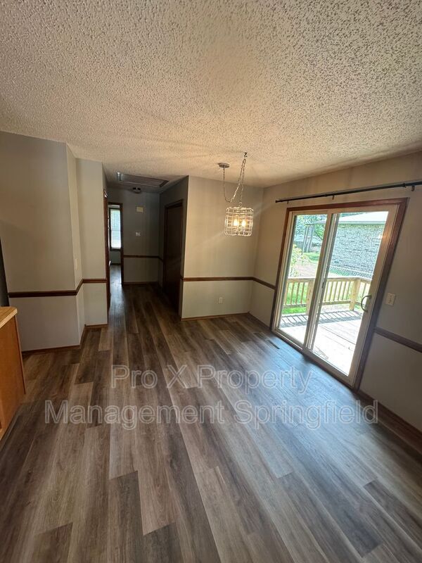 Photo - 3720 Farm Rd