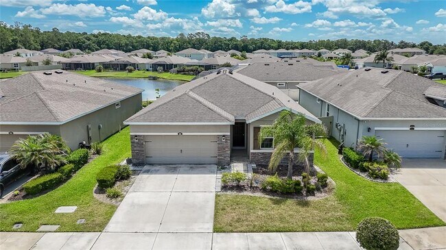 Photo - 1092 Pipestone Pl