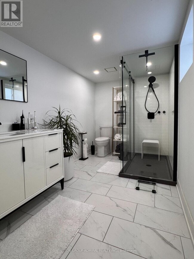 Photo - 6 Frankfort Ave