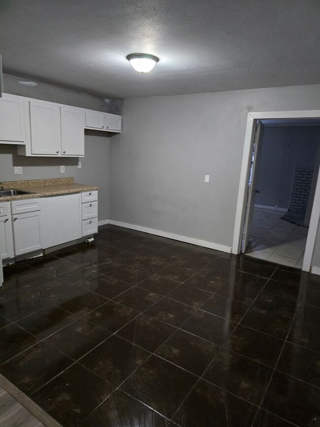 Photo - LIMITED TIME**1/2 OFF DEPOSIT**