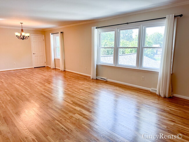 Photo - 6463 Oldbarn Ct