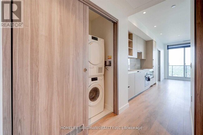 Photo - 95 McMahon Dr Unit 2710