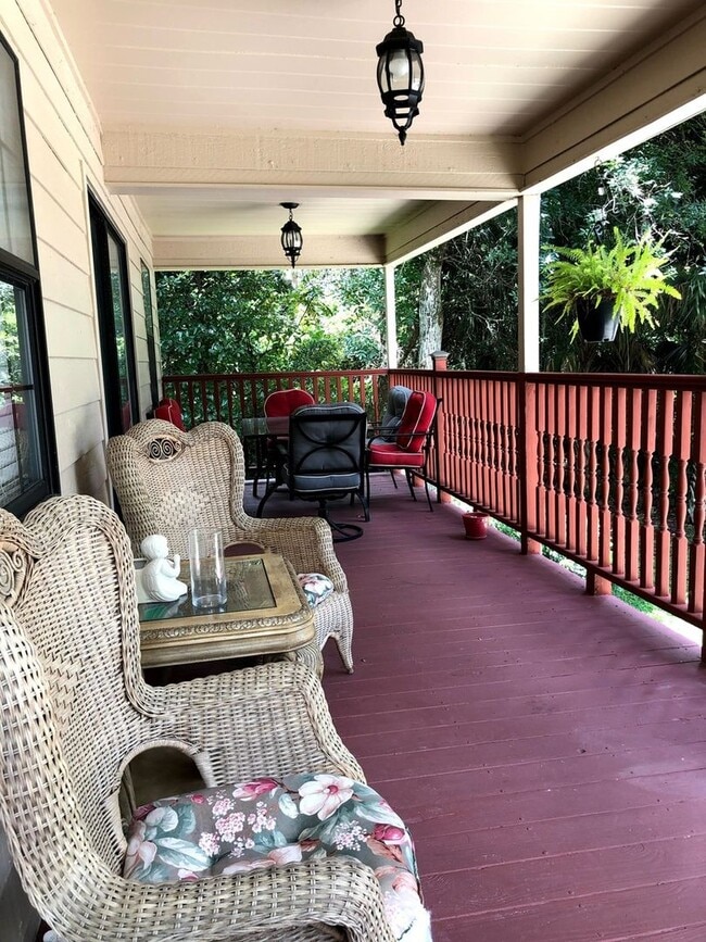 Photo - 290 S Old Kings Rd